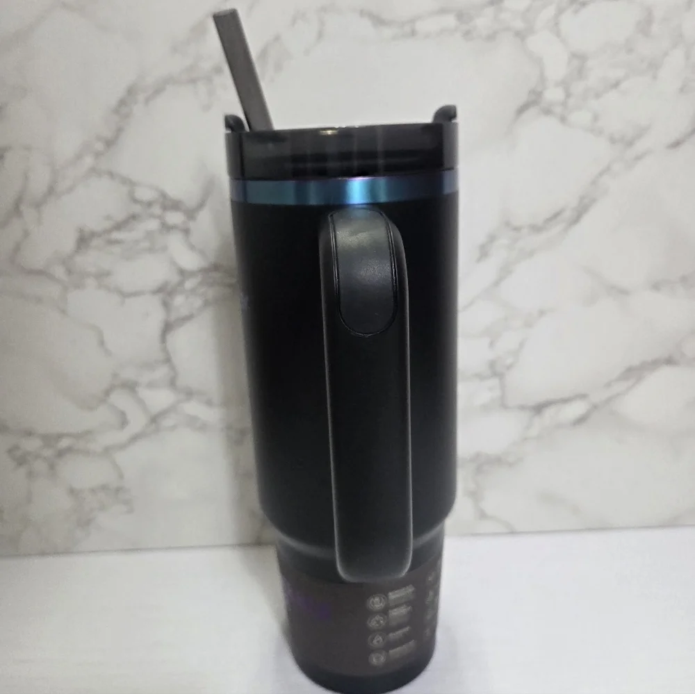 Stanley Quencher H2.0 Tumbler-30oz- Black Chroma - Picture 3 of 9